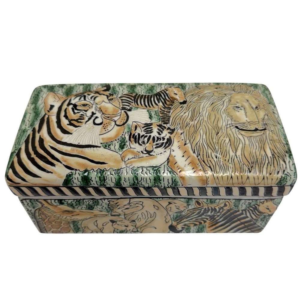 Vintage‎ Ceramic Jewelry Trinket Box Etched Hand Painted Jungle Animals Lion